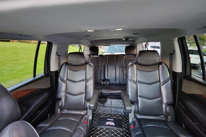 Honolulu Airport to Ko Olina Private Luxury SUV Transfer (up to 5) photo 4