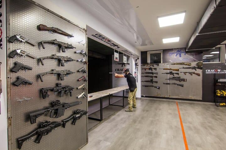 Kraków Big-Gun Shooting Range — 90-Minute Package with Hotel Pickup