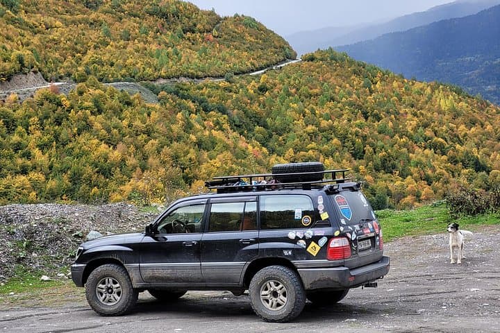 Kutaisi to Mestia Private Transfer — 5‑Hour Route via Enguri Dam and Svanetian Food photo 4
