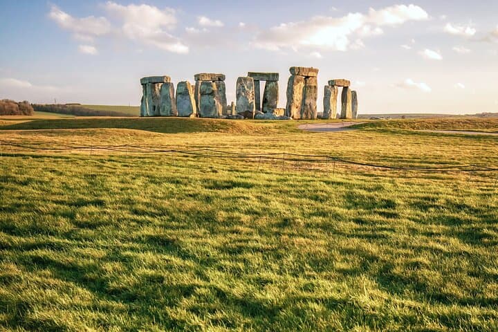Stonehenge Private Immersive Audio Guide: Self-Guided Tour from Salisbury photo 5