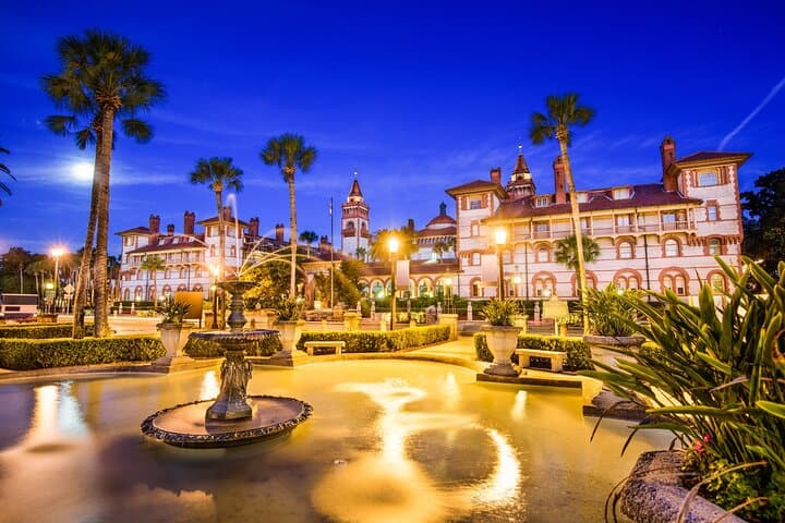 St. Augustine Haunted Pub Crawl: Ghost Stories and Historic Bars After Dark