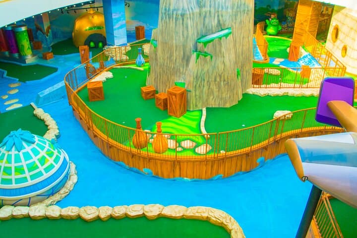 Angry Birds Mini Golf at American Dream — 18-Hole Indoor Course Near NYC photo 4
