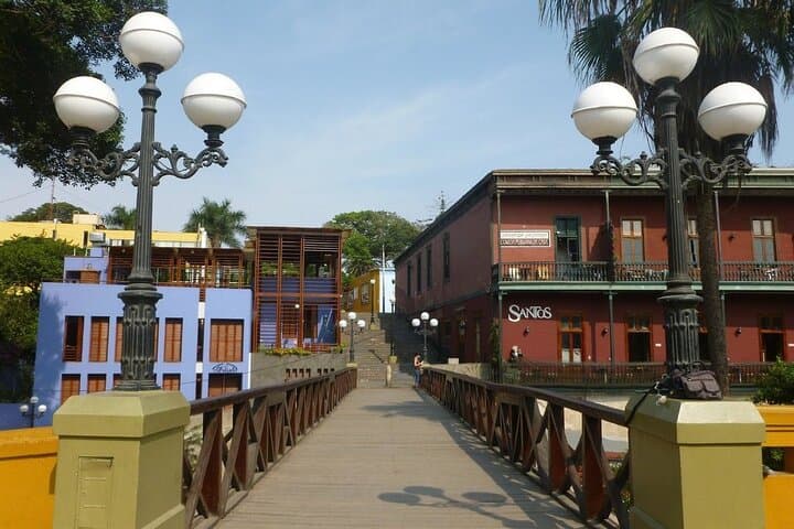 Full-Day Private Lima Tour: Historic Center, Miraflores & Barranco in One Day photo 2
