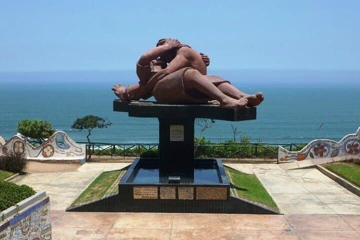 Full-Day Private Lima Tour: Historic Center, Miraflores & Barranco in One Day photo 5