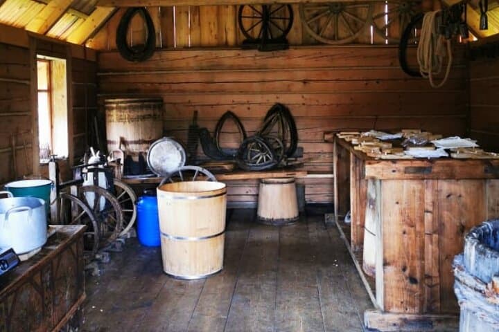 Day Trip to Zakopane: Gubałówka Funicular, Wooden Village & Chocholowskie Thermal Springs photo 4