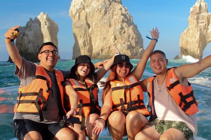 Clear-Boat VIP Tour to El Arco and Cabo's Marine Highlights photo 4