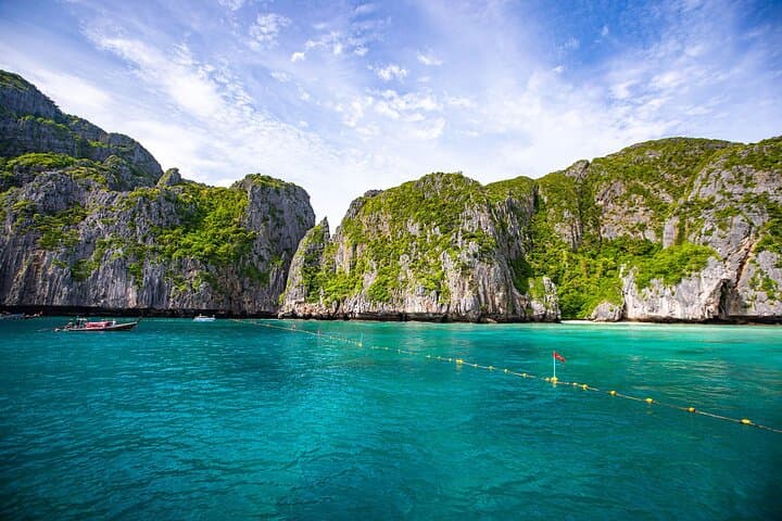 Phi Phi Speedboat Snorkel From Koh Lanta: Maya Bay, Pileh Lagoon & Monkey Island photo 5