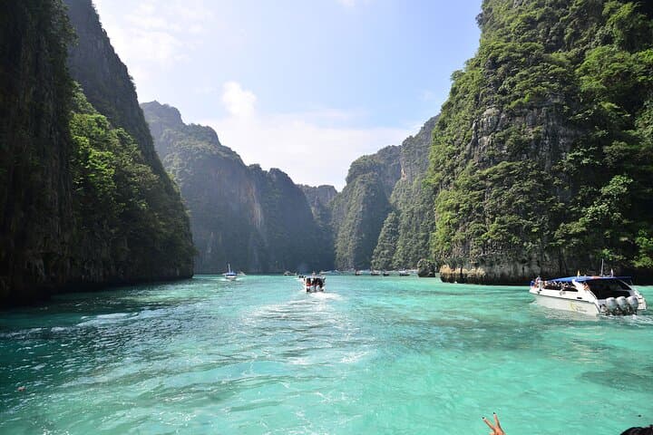 Phi Phi Speedboat Snorkel From Koh Lanta: Maya Bay, Pileh Lagoon & Monkey Island photo 3