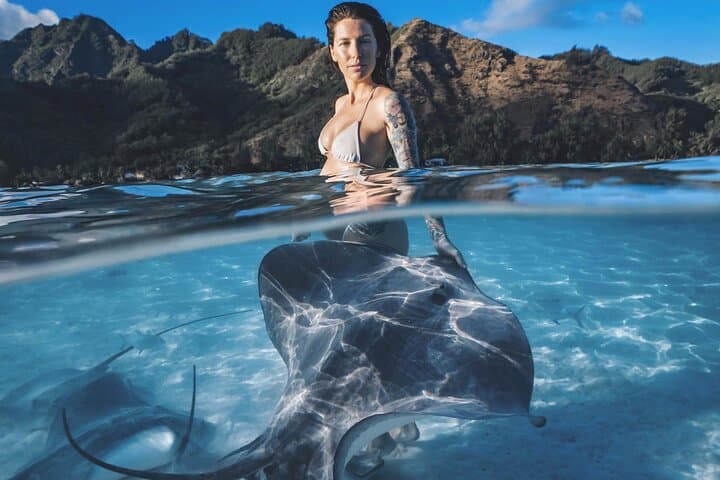 Private Moorea Marine Wildlife Adventure with Underwater Photography