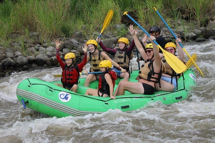 Río Balsa Whitewater Rafting from La Fortuna — Family-Friendly Class II-III Rapids & Costa Rican Lunch photo 2