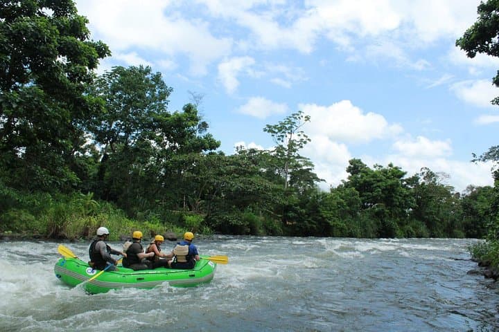 Río Balsa Whitewater Rafting from La Fortuna — Family-Friendly Class II-III Rapids & Costa Rican Lunch photo 3