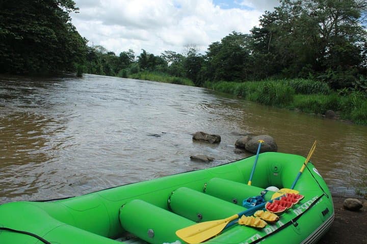 Río Balsa Whitewater Rafting from La Fortuna — Family-Friendly Class II-III Rapids & Costa Rican Lunch photo 4