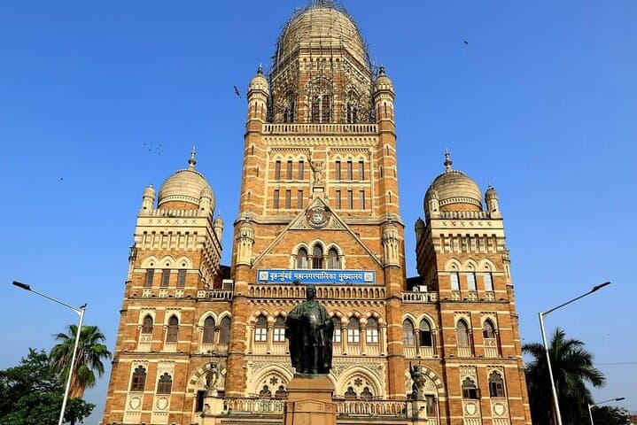 South Mumbai Heritage Walk: Gateway, Gothic Terminals & Marine Drive Stroll photo 4