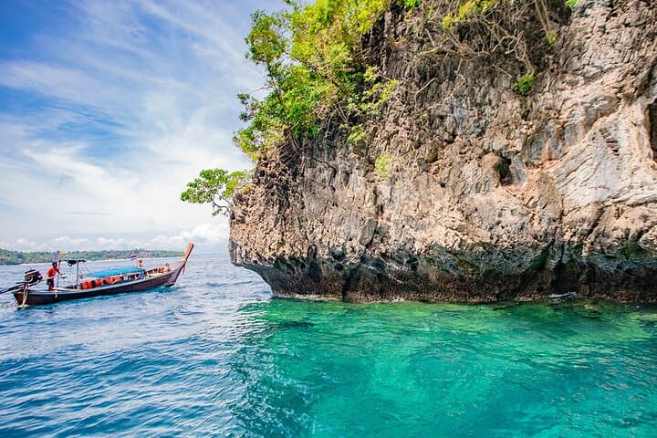 Phi Phi Islands Snorkeling Tour from Krabi: Maya Bay, Bamboo Island & Loh Samah photo 4