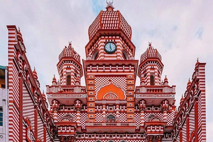 Colombo Private City Tour: Customize Temples, Markets & Colonial Sights photo 2