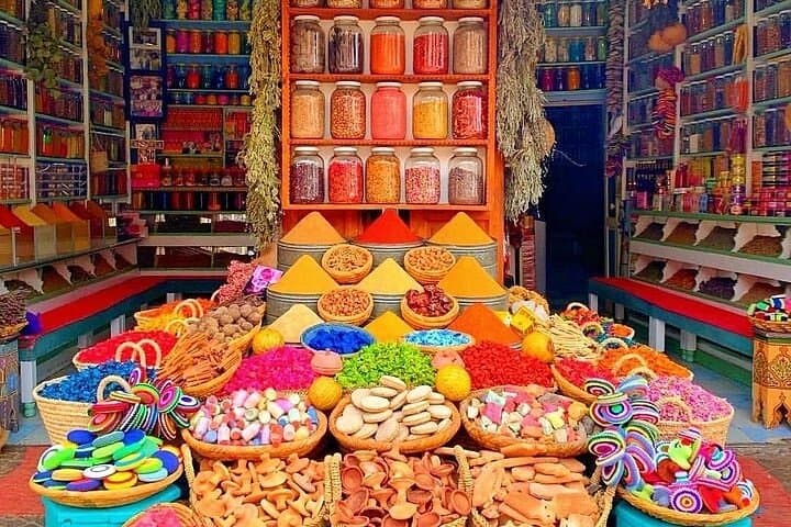Marrakech Private VIP Shopping Tour: Guided Souk Experience & Haggling Tips
