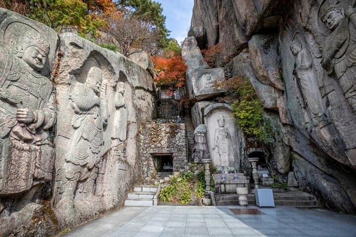 Hike and Cable Car to Seokbulsa Temple — Geumjeongsan Views Above Busan