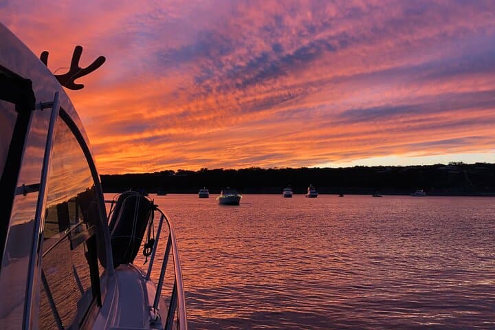 Sunset Yacht Charter on Lake Travis: Wellness Cruise & Blue Mind Experience photo 5