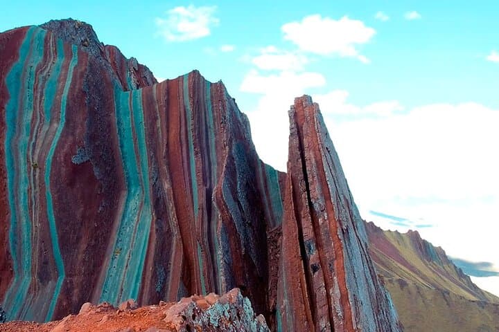 Pallay Punchu Rainbow Mountain Trek & Occobamba Hot Springs — Full-Day from Cusco