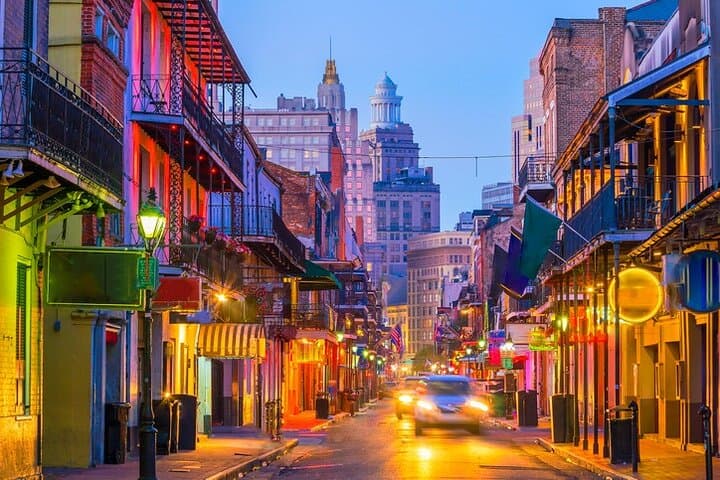 New Orleans Haunted Pub Crawl: French Quarter Ghosts & Historic Bars photo 3
