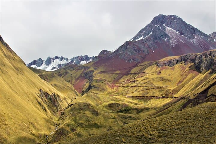 Pallay Punchu Rainbow Mountain Trek & Occobamba Hot Springs — Full-Day from Cusco photo 5