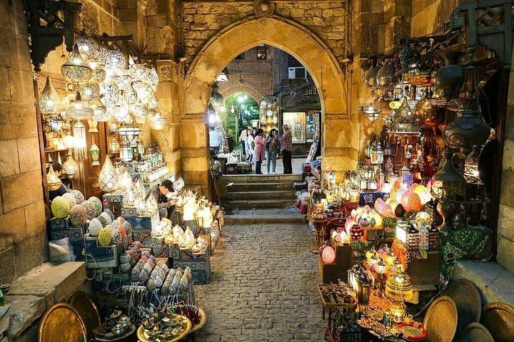Luxor Night Horse Carriage Tour: Evening Ride Along the Nile Corniche photo 4