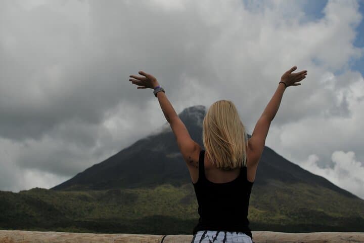 Arenal Volcano & Baldi Hot Springs Private Day Tour from San José