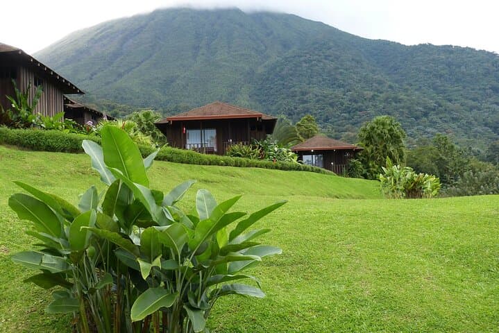 Arenal Volcano & Baldi Hot Springs Private Day Tour from San José photo 2