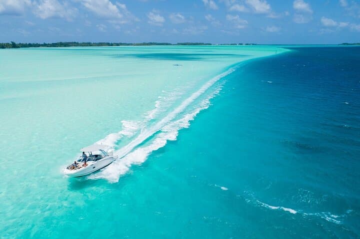Bora Bora Private Dream Day: Reef Snorkel, Motu Lunch & Sunset Cruise