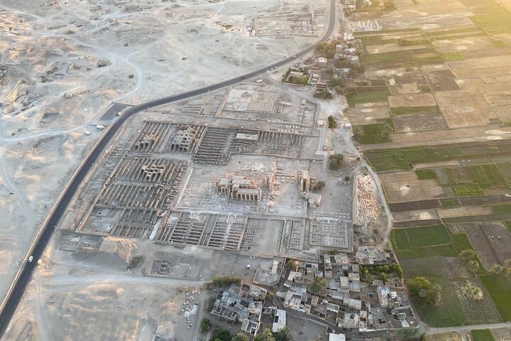 Sunrise Hot Air Balloon Ride Over Luxor & the Nile Valley photo 6