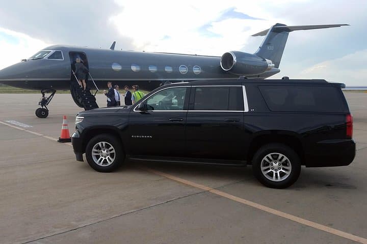Private Bethesda ↔ Dulles Airport Transfer — Reliable Luxury Car Service photo 4