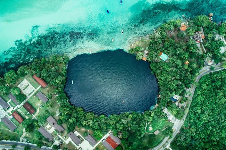 Full-Day Bacalar Lagoon & Pontoon Ride: Cenotes, Fort San Felipe, and the Seven Colors photo 2