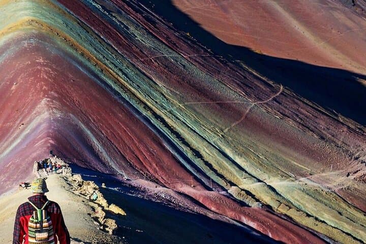 Hike Vinicunca: Full-Day Guided Rainbow Mountain Trek from Cusco