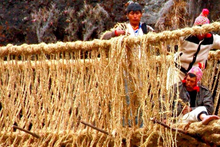Q'eswachaka Bridge: Full-Day Tour to the Last Inca Rope Bridge photo 1