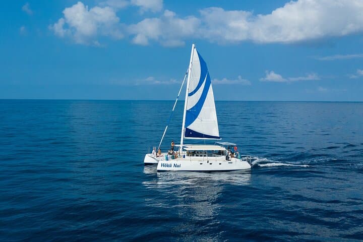 Afternoon Sail and Snorkel at Captain Cook Monument: Kona’s Premier Marine Adventure photo 2