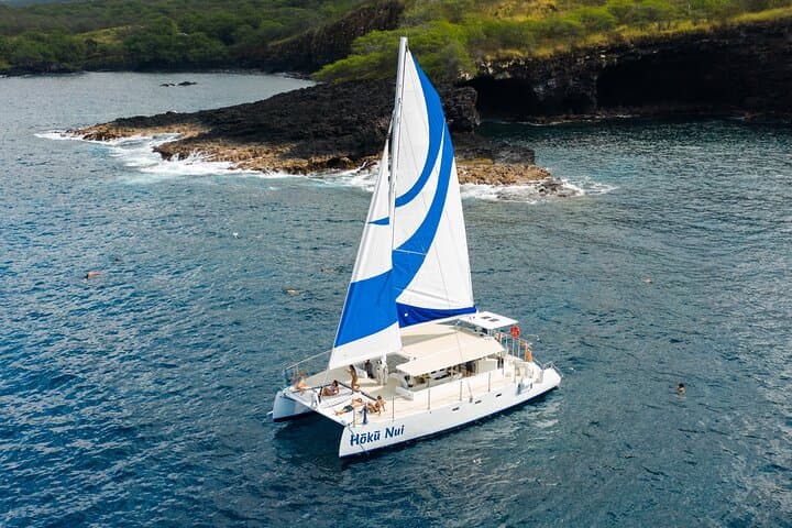 Afternoon Sail and Snorkel Adventure at Captain Cook Monument, Big Island