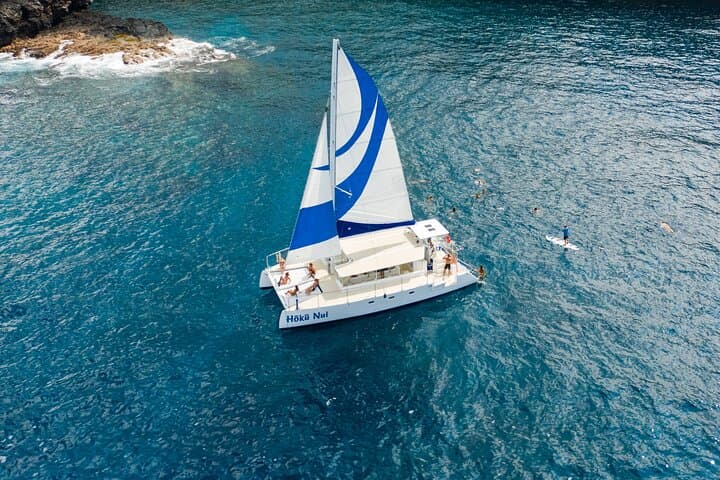 Sail and Snorkel Kealakekua Bay: Explore Hawaii’s Iconic Captain Cook Monument