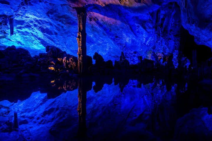 Guilin Essence & Lifestyle Walking Tour — Elephant Trunk Hill, Reed Flute Cave, Fubo Hill photo 6