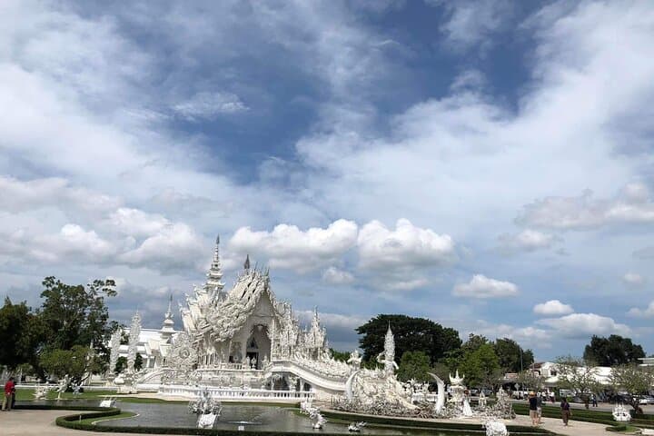 Chiang Rai Temples Private Day Tour from Chiang Mai to the White Temple