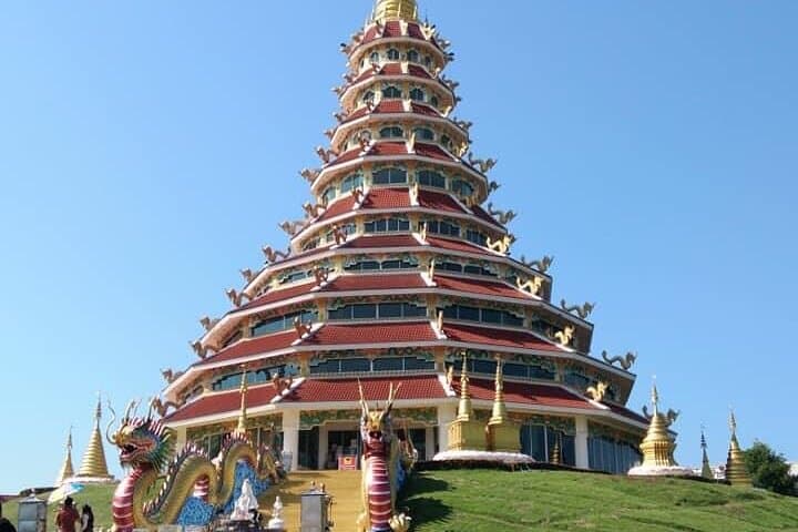 Chiang Rai Temples Private Day Tour from Chiang Mai to the White Temple photo 5