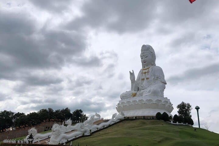 Chiang Rai Temples Private Day Tour from Chiang Mai to the White Temple photo 3