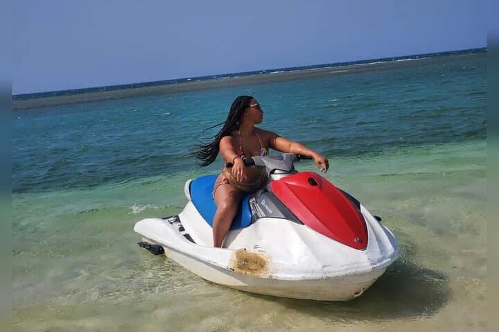 Jet Ski in Montego Bay: 30-Minute Caribbean Wave Runner Adventure photo 4