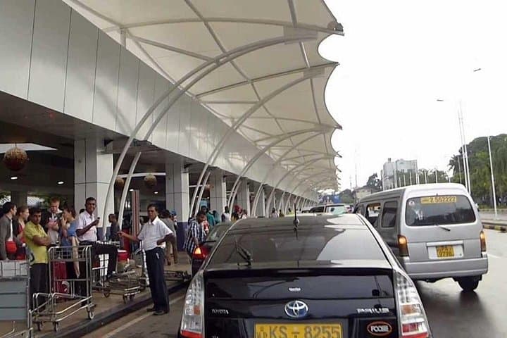 Private Airport Transfer: Katunayake to Galle, Unawatuna & Bentota photo 2