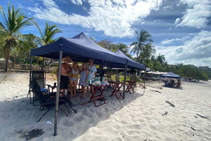 VIP Flamingo Beach Full-Day Rental — Shade, Service & Shorefront Comfort photo 4