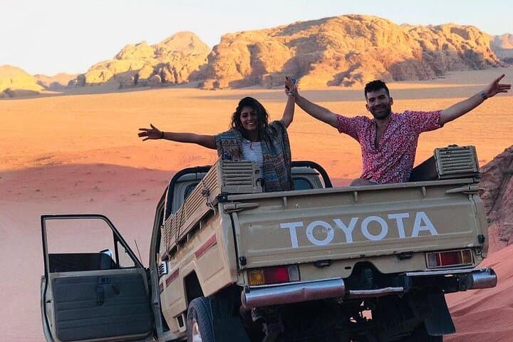 Full-Day Wadi Rum Jeep Tour: Sand Dunes, Canyons & Bedouin Tea photo 6