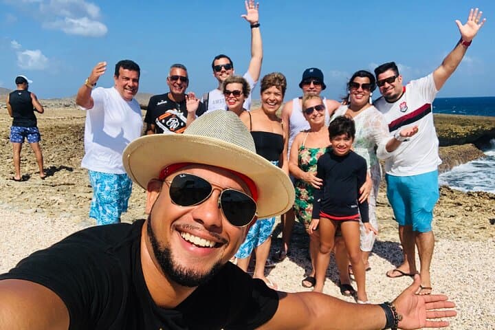 Full-Day Beach Hopping in Curaçao: Swim with Turtles & Visit Cas Abao