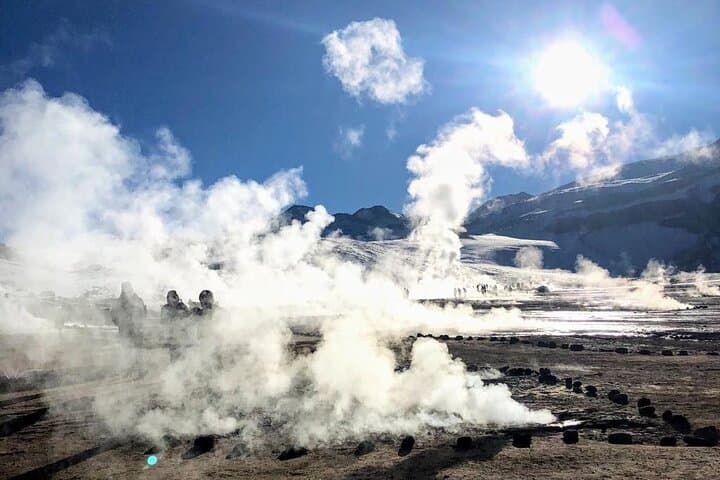 4-Day Atacama Highlights: Tatio Geysers, Cejar Lagoon & Rainbow Valley photo 3