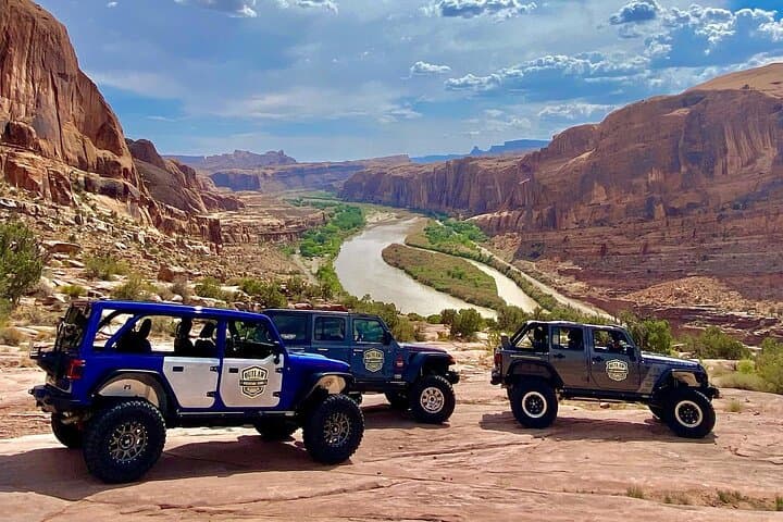 Drive Your Own Jeep on Moab’s Iconic Off-Road Trails: A 3.5-Hour Adventure