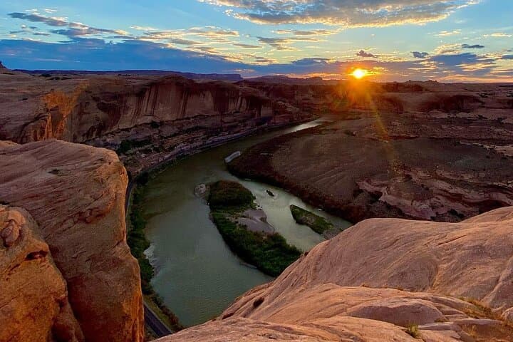 Drive Your Own Jeep on Moab’s Iconic Off-Road Trails: A 3.5-Hour Adventure photo 3
