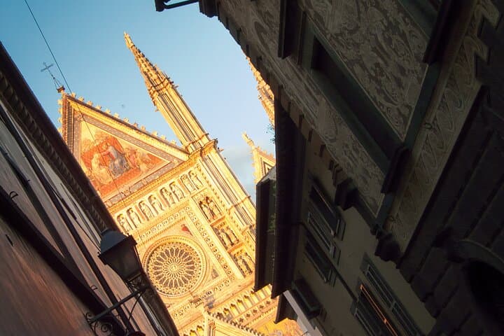 Half-Day Private Photography Experience in Orvieto: Capture Umbrian Hilltowns photo 6
